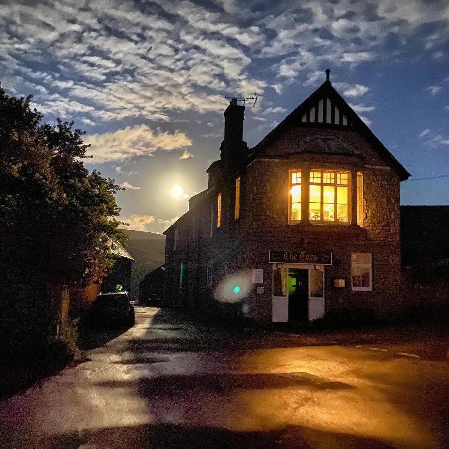 The Tors Hotel Okehampton Exterior photo