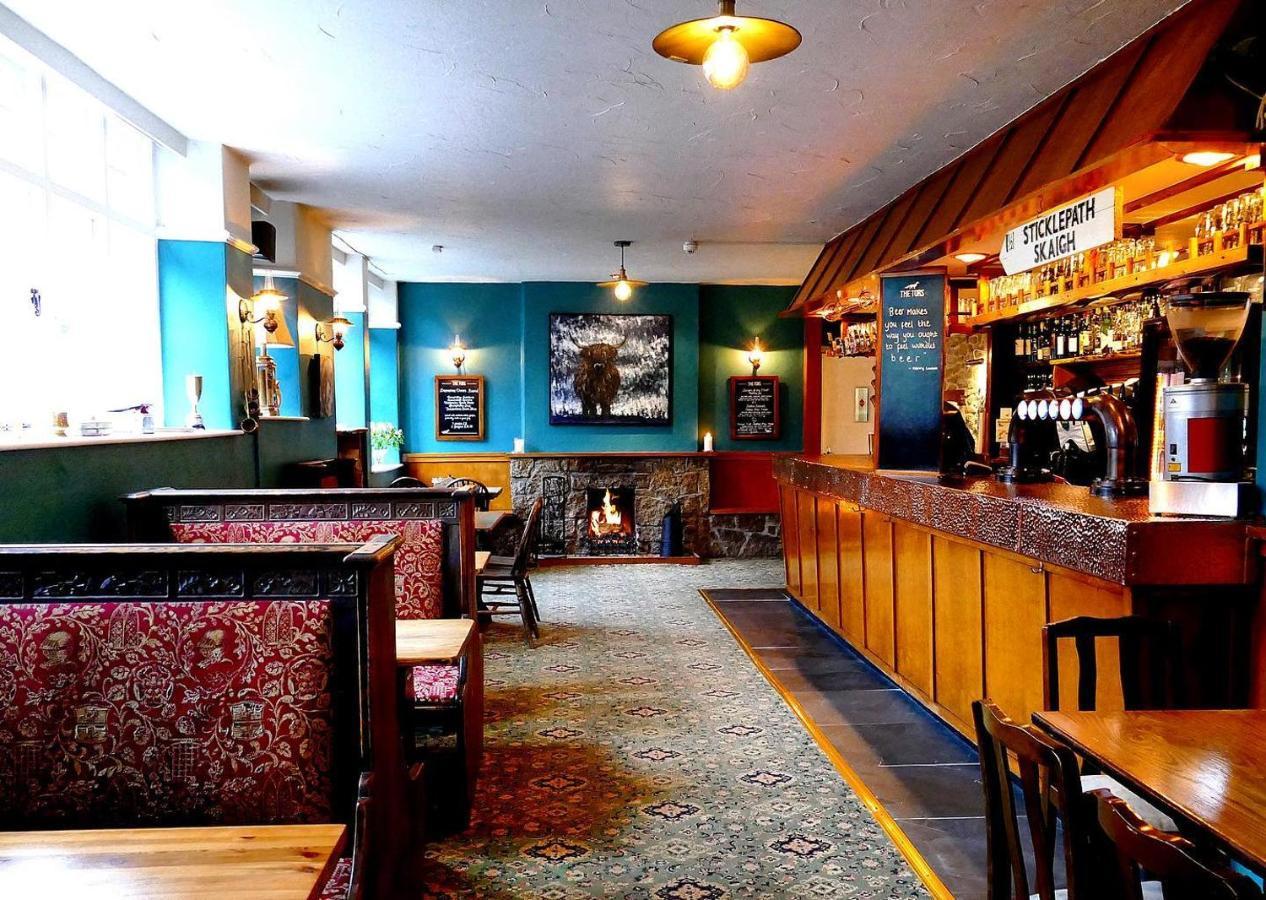 The Tors Hotel Okehampton Exterior photo